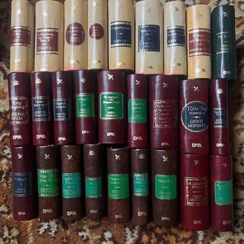 Deagostini Masterpieces of World Literature 27 Miniature Books used