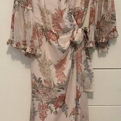 BSB dress wrap like new, size 38 S/M, beige