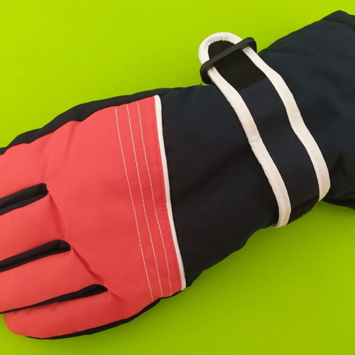 Ski gloves new