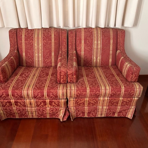 Armchairs set of four like new
