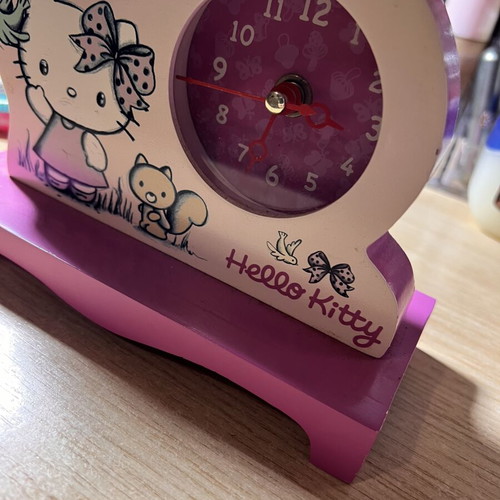 Sanrio Hello Kitty wooden clock used, functional, pink design
