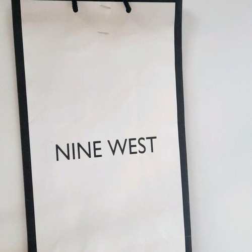 Nine West collectible paper bag red 60x20 authentic new