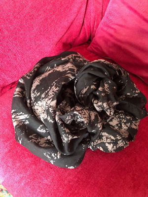 Achilleas Accessories large lightweight scarf used, black-purple