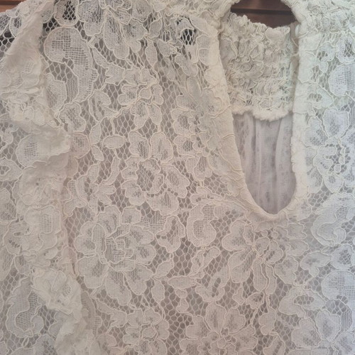 Zara Victorian Style Blouse like new with Elastic Lace