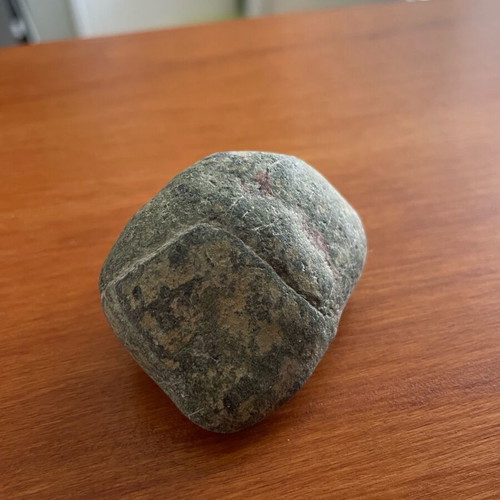 Serpentine type rock new with natural patterns