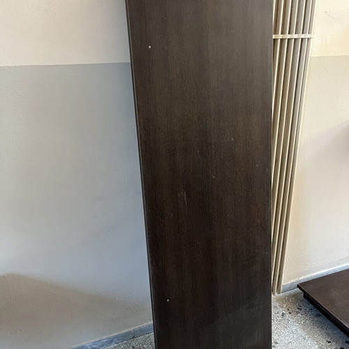 7 wooden professional shelves with brackets