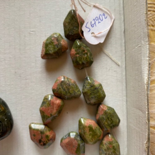 Semi-precious stones new, processed and drilled