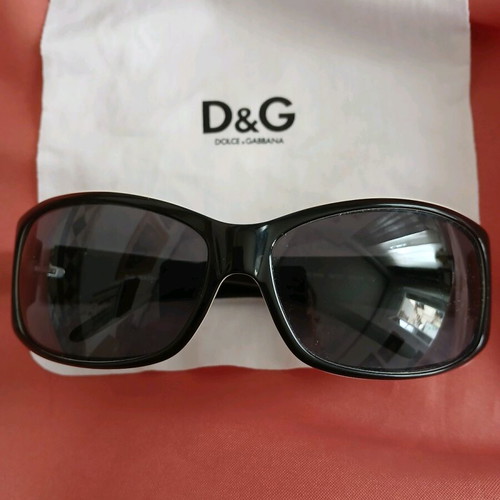 Vintage Dolce Gabanna sunglasses like new, black and white