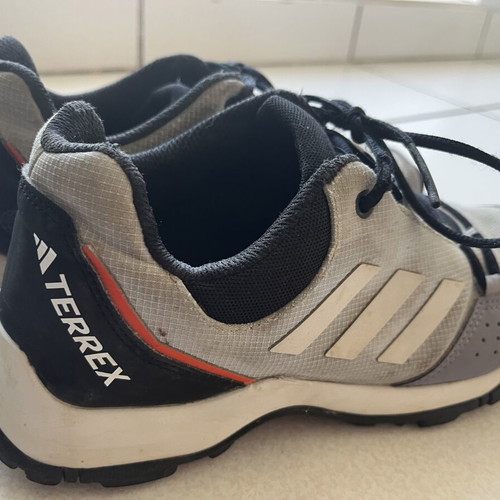 Adidas Terrex sneakers used, size 37.5, gray and blue