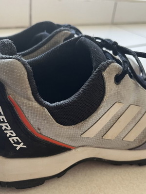 Adidas Terrex sneakers used, size 37.5, gray and blue
