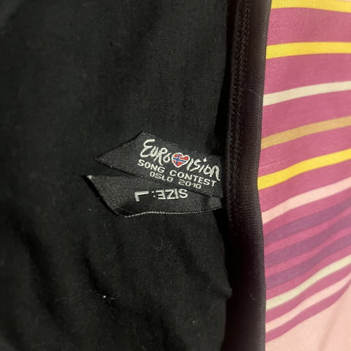 Eurovision Song Contest Oslo 2010 T-shirt like new, black with gold print