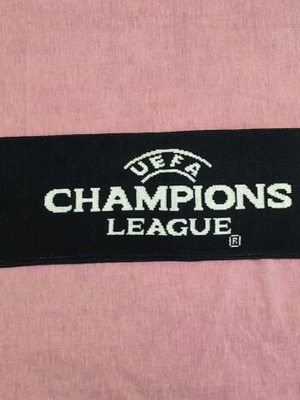 Olympiacos Champions League Scarf like new, black