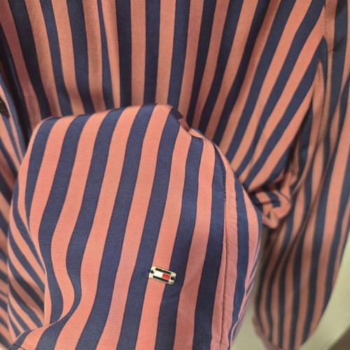 Tommy Hilfiger shirt like new, thin and cool fabric, size M
