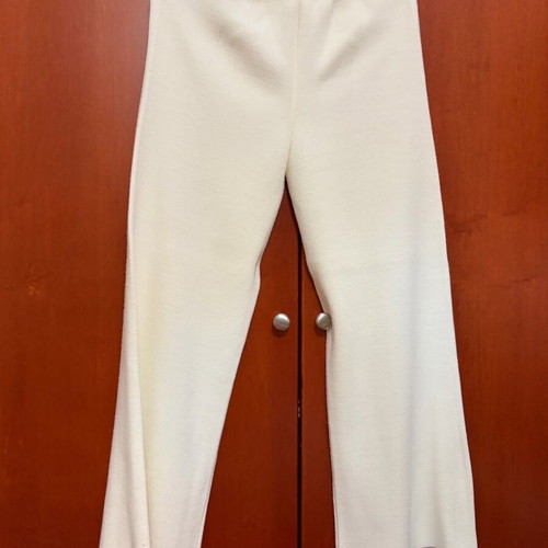 Knit ecru set like new