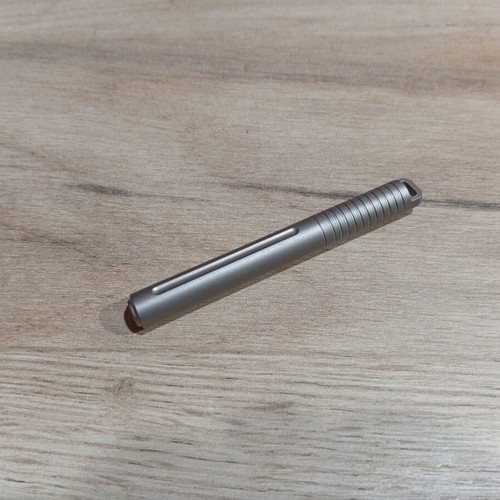 EDC Mini Titanium Pen like new with screw cap and keychain