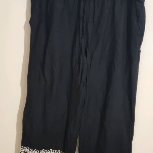 H&M women's pants with embroidery, size XL, like new, black