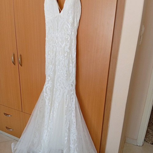 Wedding dress mermaid line with sequins like new
