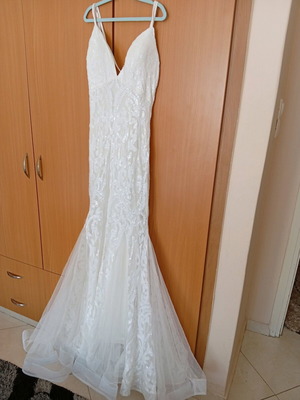 Wedding dress mermaid line with sequins like new