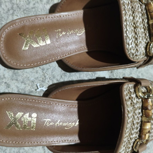 Xti Myles women's flat shoes size 38 new beige straw weave