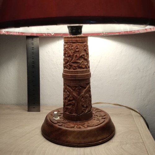 Table lamp with wooden embossed base and new shade