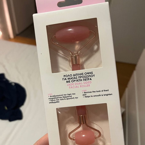 Face Care Set new with pink roller, purple cleansing set, lip plumper, satin sleep mask