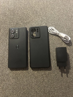 Motorola Edge 40 256GB τηλέφωνο σαν καινούργιο με κυρτή οθόνη AMOLED