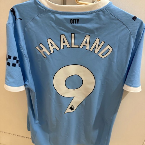 Manchester City authentic home jersey   2025/2026 Haaland
