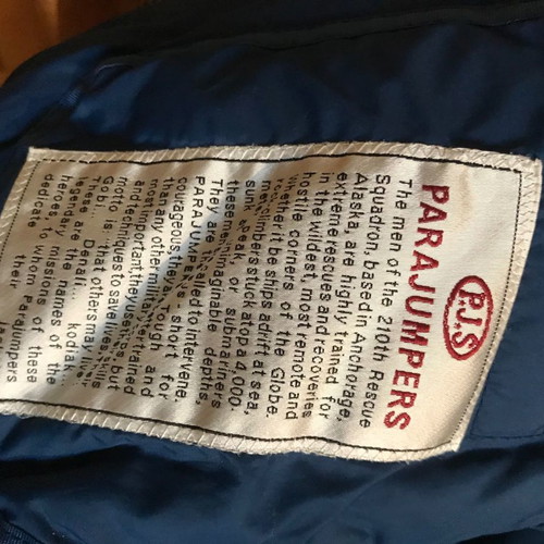 Parajumpers jacket used medium blue with detachable fur hood