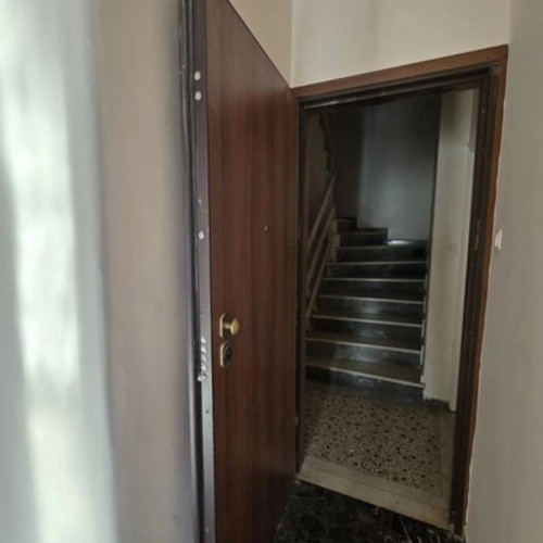 Διαμέρισμα 70 τ.μ. 2ου ορόφου με 2 υπνοδωμάτια στην Καλλιθέα Λόφος Φιλαρέτου