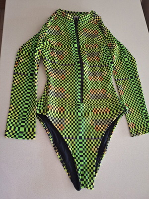 Emma Swimwear long sleeve swimsuit like new, green, size M