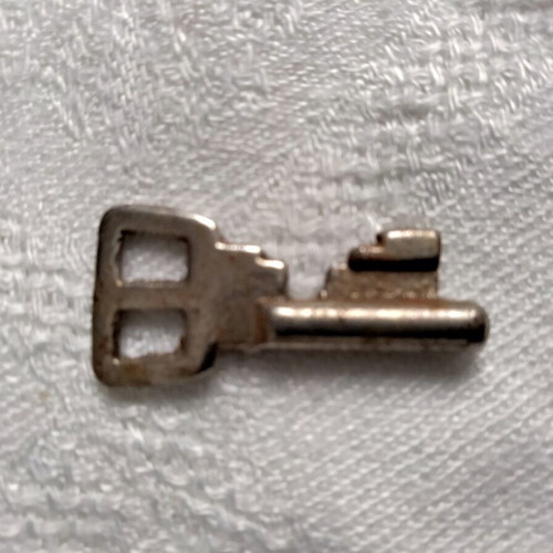 Vintage antique keys collection used, set of 10