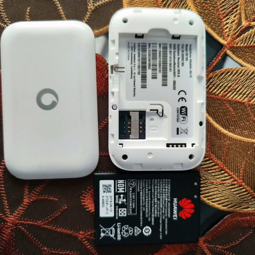 Wifi spot portable wifi access point with sim card like new