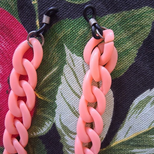 Glasses Chain coral color like new