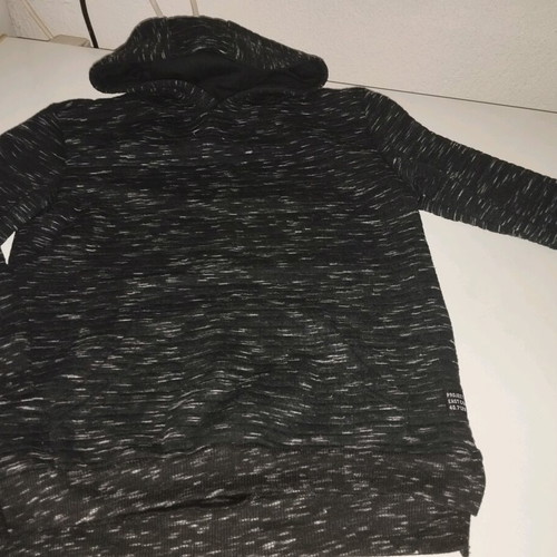 Primark sweatshirt for boy 8-9 years like new with pockets