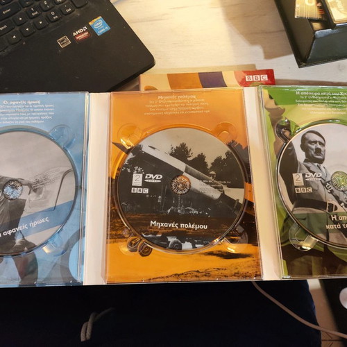 World War II Heroes and Weapons DVD used, 3 discs