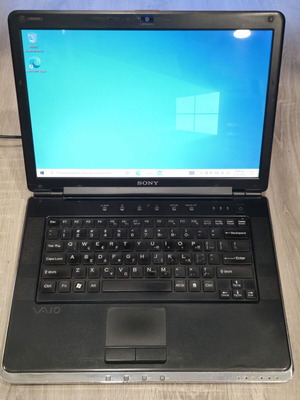 Sony Vaio λάπτοπ για ανταλλακτικά με Core 2 Duo T7250, 2GB RAM και 320GB αποθηκευτικό χώρο