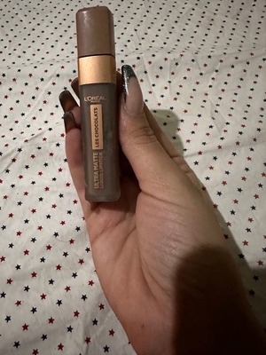 LOréal mat used, applied once
