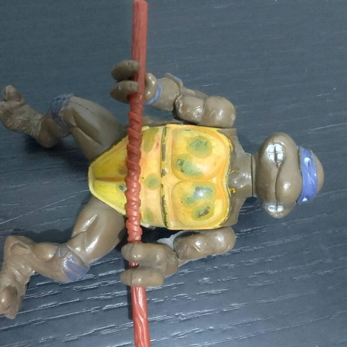TMNT Donatello figure 1988 used with staff