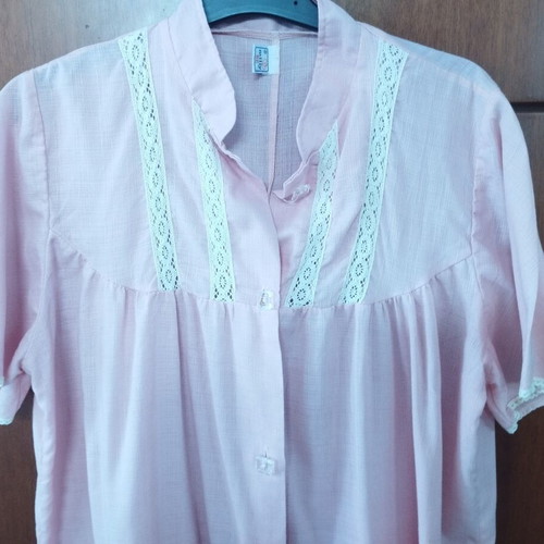 Vintage Milly robe 6XL pastel pink with lace, like new