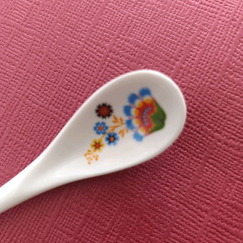 Spoon new with decorative design