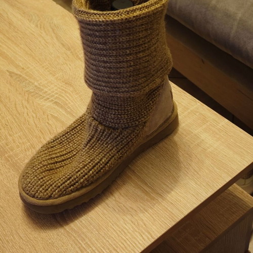 Ugg Classic Cardy knitted women's boots used, size 38, beige