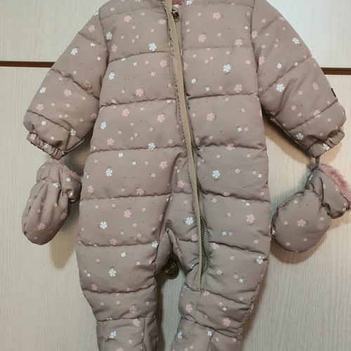 Baby jumpsuit with fleece lining size 68-74 like new
