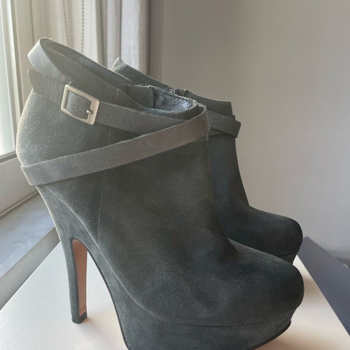 Aldo suede stiletto shoes used, grey with belt detail, size 38