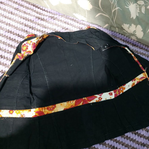 Women's jacket like new, black and multicolor, sizes S and M