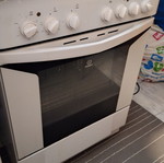 Indesit oven used, fully functional