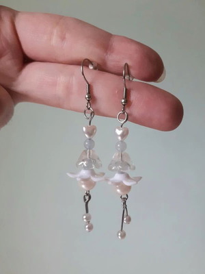 Summer earrings handmade with pearls and aquamarine, steel