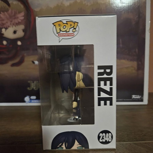 Funko Pop! Animation Chainsaw Man Reze Chase vinyl figure new