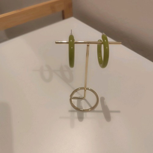 Earrings modern impressive green new