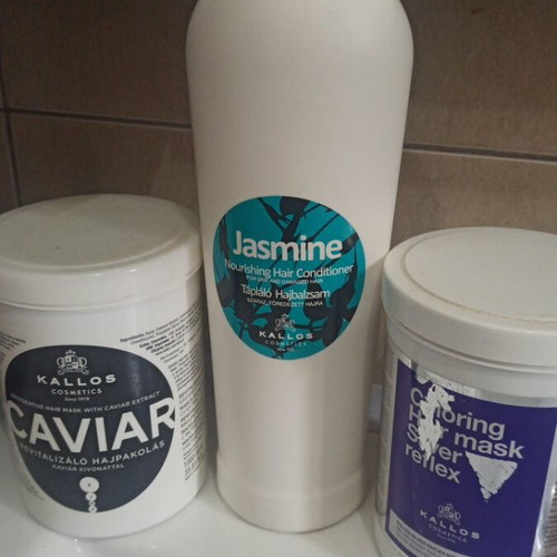 Hair care set used with conditioner and caviar, silver masks