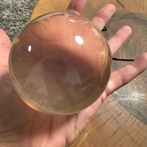 Crystal ball for hand tricks like new
